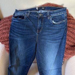 Connie High Rise Ankle Jean